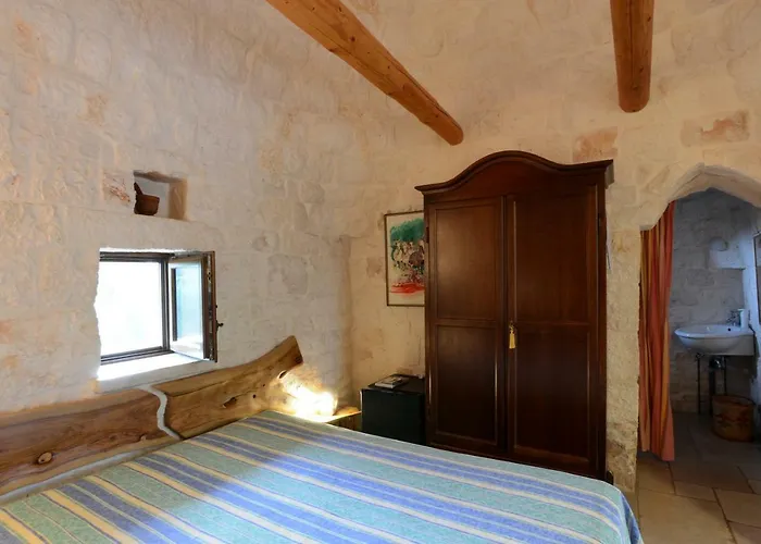 Alojamento de Acomodação e Pequeno-almoço La Gufa 3*